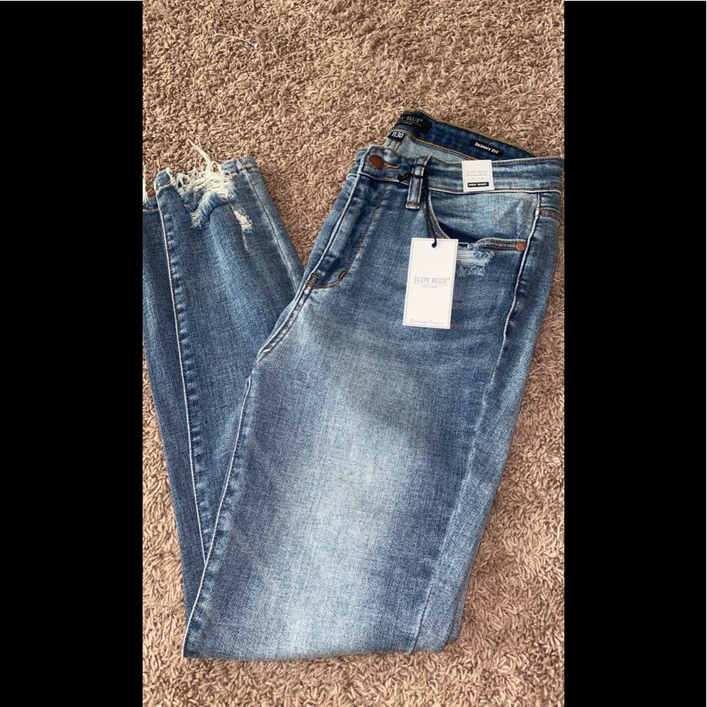 Judy Blue Jeans- Size 11/30